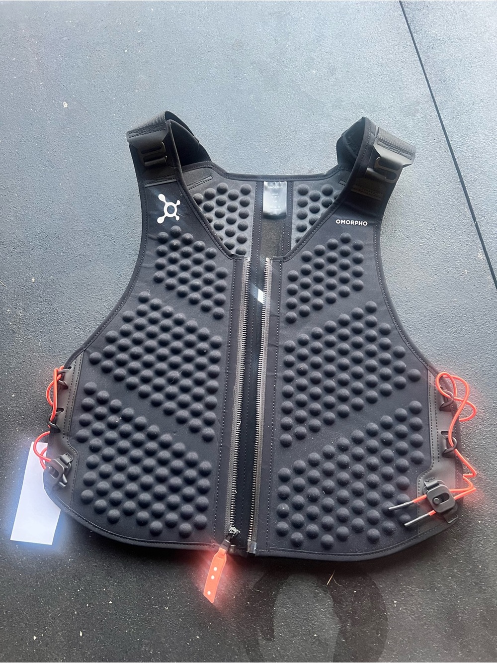 OMORPHO Black Vest Orangetheory